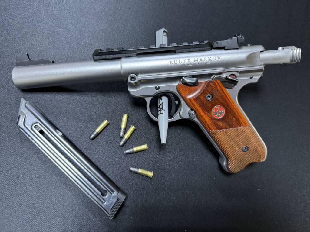 Ruger-Mark-IV-002