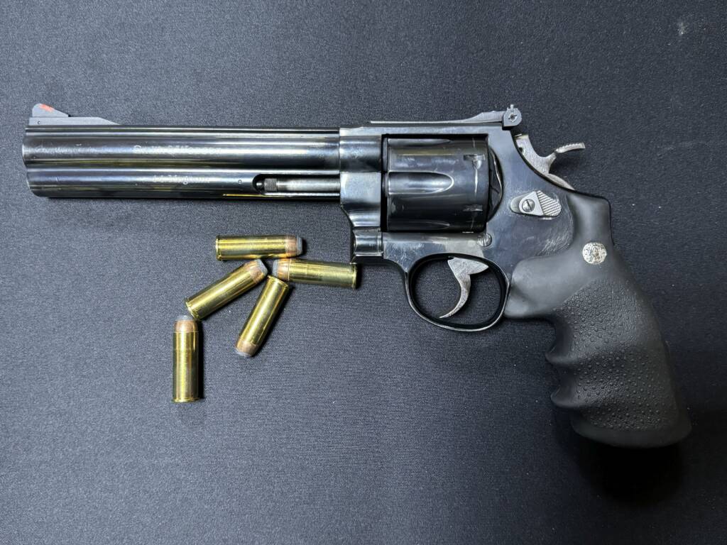 S&W-29-Classic-44M-009